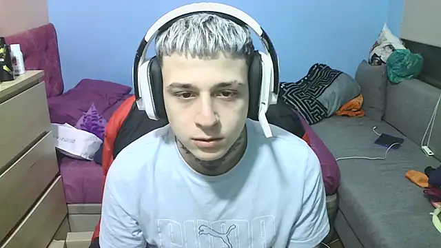 Snapshot of Nenejoven16- chatting on March 20, 2025, 12:30 am Nenejoven16- online show from March 20, 2025, 12:30 am