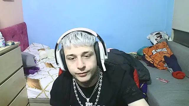 Snapshot of Nenejoven16- chatting on March 9, 2025, 7:26 pm Nenejoven16- online show from March 9, 2025, 7:26 pm