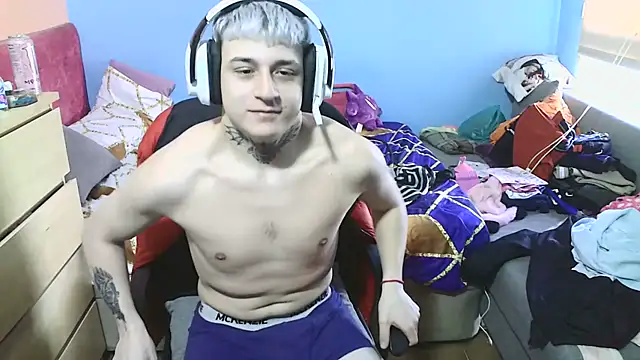 Snapshot of Nenejoven16- chatting on March 14, 2025, 10:07 am Nenejoven16- online show from March 14, 2025, 10:07 am