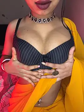 Snapshot of Hot-sexy222 chatting on December 22, 2025, 4:07 pm Hot-sexy222 online show from December 22, 2025, 4:07 pm