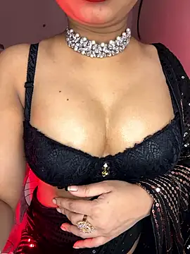 Snapshot of Hot-sexy222 chatting on January 9, 2026, 4:03 pm Hot-sexy222 online show from January 9, 2026, 4:03 pm