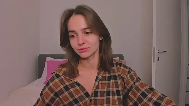 Snapshot of JudyAngil chatting on November 27, 2025, 8:26 am JudyAngil online show from November 27, 2025, 8:26 am