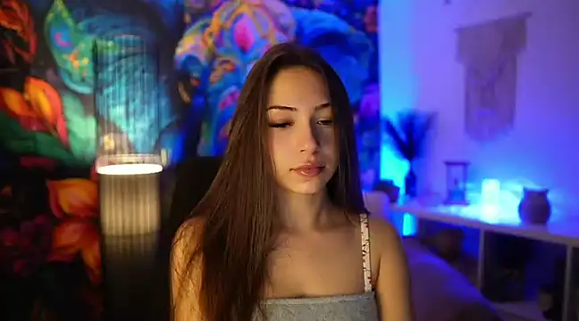 Snapshot of Briar_Rose18 chatting on March 15, 2025, 2:23 pm Briar Rose18 online show from March 15, 2025, 2:23 pm