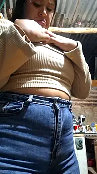 Snapshot of sexy-latin10 chatting on March 9, 2025, 1:25 am sexy-latin10 online show from March 9, 2025, 1:25 am
