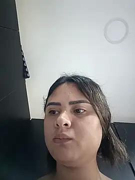 sexy-latin10 online show from March 31, 2026, 12:40 pm