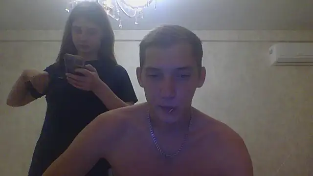 Snapshot of MollyDolle chatting on June 29, 2026, 5:45 pm MollyDolle online show from June 29, 2026, 5:45 pm