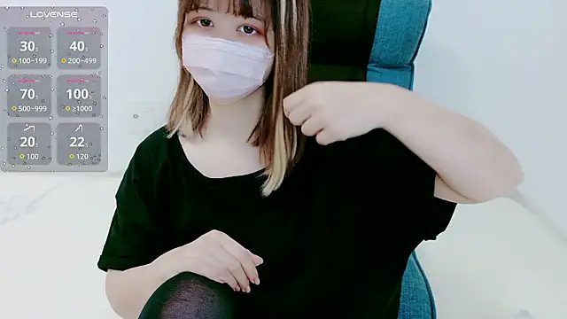 MoMoka jp online show from March 31, 2026, 12:29 pm