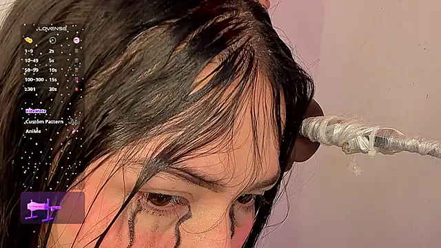 Snapshot of Honey_Jenny_1 chatting on February 19, 2026, 3:36 am Honey Jenny 1 online show from February 19, 2026, 3:36 am