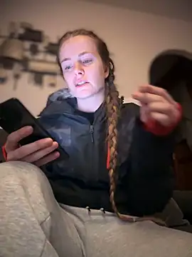 Piinkpandora online show from March 25, 2026, 9:46 pm