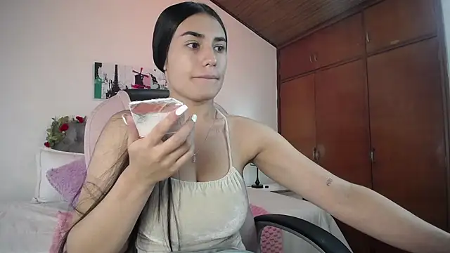 Alheli 16 online show from February 27, 2025, 12:12 pm