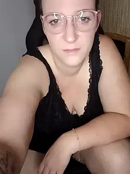 DiamandNova3 online show from October 20, 2025, 9:26 pm