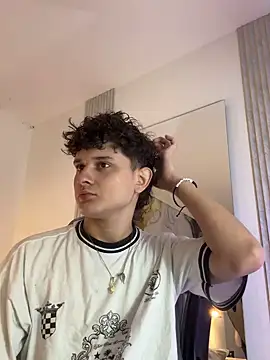 Nathan Bluee online show from September 15, 2025, 11:32 am