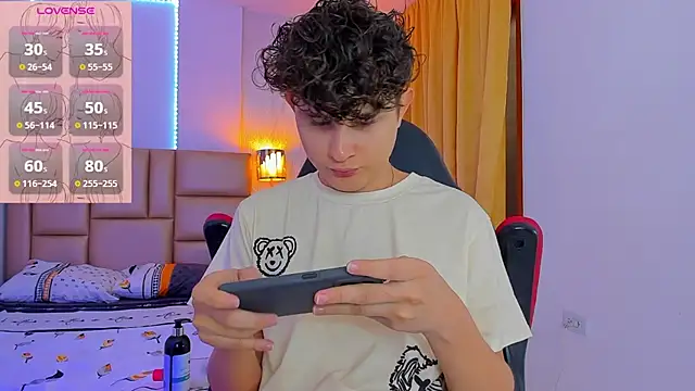 Nathan Bluee online show from February 13, 2025, 12:21 pm