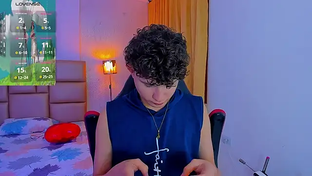 Nathan Bluee online show from March 4, 2025, 1:28 pm