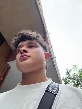 Nathan Bluee online show from October 10, 2025, 11:22 am