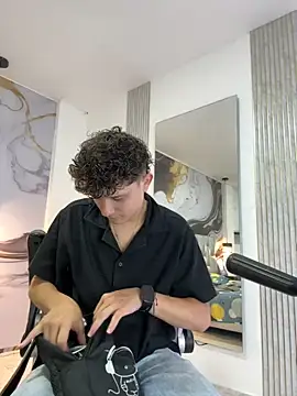 Nathan Bluee online show from September 9, 2025, 11:41 am