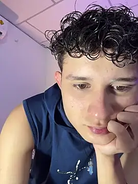 Snapshot of Nathan_Bluee chatting on November 9, 2025, 7:07 pm Nathan Bluee online show from November 9, 2025, 7:07 pm