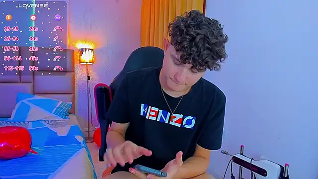 Nathan Bluee online show from February 18, 2025, 4:36 pm