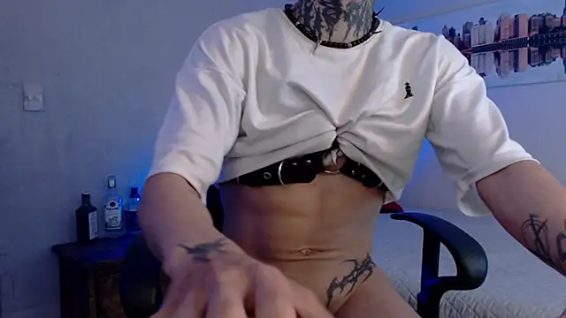 Snapshot of Andy_bapho chatting on February 5, 2025, 5:20 pm Andy bapho online show from February 5, 2025, 5:20 pm