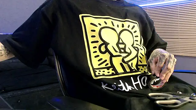 Snapshot of Andy_bapho chatting on September 12, 2025, 2:39 pm Andy bapho online show from September 12, 2025, 2:39 pm