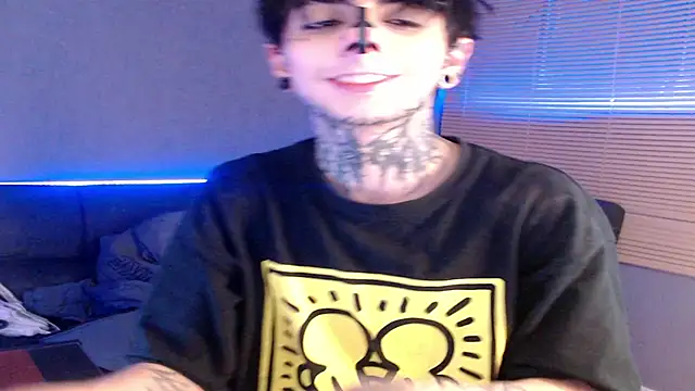 Snapshot of Andy_bapho chatting on September 12, 2025, 2:34 am Andy bapho online show from September 12, 2025, 2:34 am