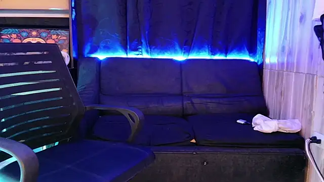 Snapshot of Andy_bapho chatting on February 26, 2025, 5:42 pm Andy bapho online show from February 26, 2025, 5:42 pm