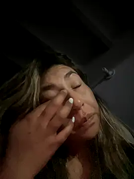 Snapshot of Khalyk_G chatting on November 19, 2025, 7:30 am Khalyk G online show from November 19, 2025, 7:30 am