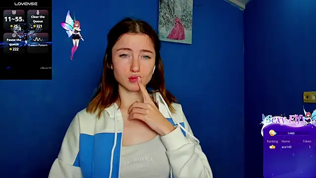 Snapshot of Luxuryalma chatting on February 16, 2025, 7:26 am Luxuryalma online show from February 16, 2025, 7:26 am