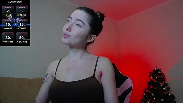 Luxuryalma online show from December 21, 2025, 6:04 am