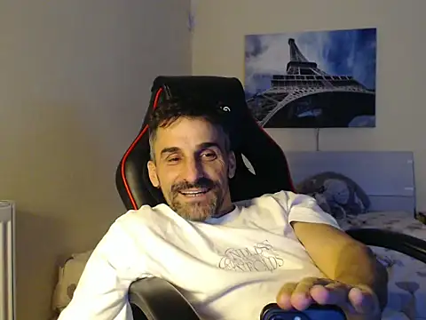 Snapshot of amydamarw chatting on February 11, 2026, 6:52 pm amydamarw online show from February 11, 2026, 6:52 pm