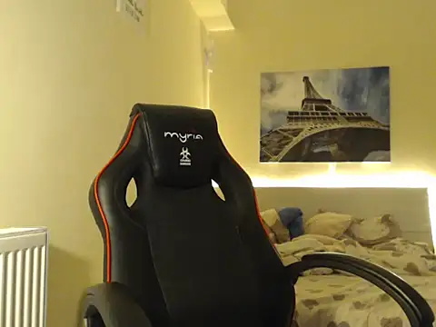 Snapshot of amydamarw chatting on February 12, 2026, 4:07 pm amydamarw online show from February 12, 2026, 4:07 pm