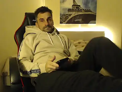 Snapshot of amydamarw chatting on January 19, 2026, 5:55 am amydamarw online show from January 19, 2026, 5:55 am