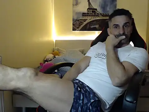 Snapshot of amydamarw chatting on February 3, 2026, 2:53 am amydamarw online show from February 3, 2026, 2:53 am