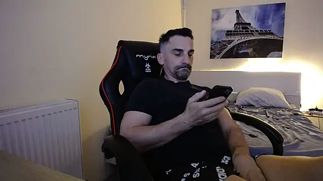 amydamarw online show from March 27, 2026, 4:21 am