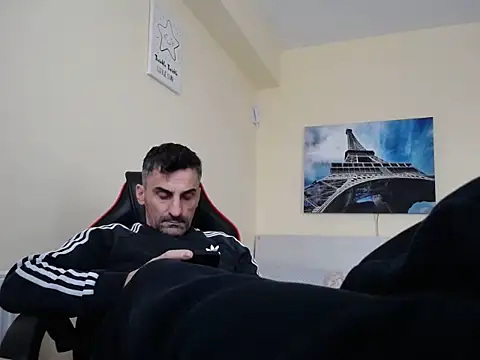 Snapshot of amydamarw chatting on February 26, 2026, 12:27 pm amydamarw online show from February 26, 2026, 12:27 pm