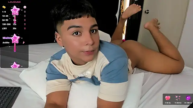 Snapshot of Seductivo_jr chatting on March 8, 2025, 8:46 pm Seductivo jr online show from March 8, 2025, 8:46 pm