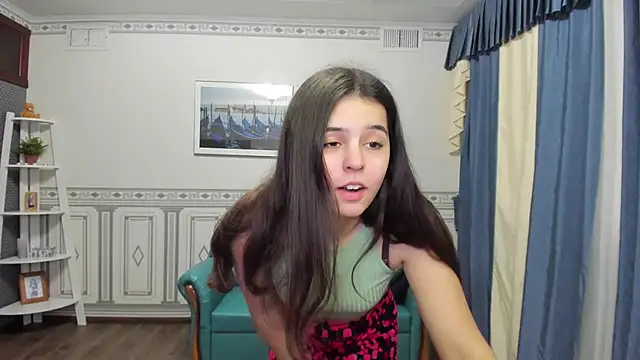 Snapshot of Molly_Owens chatting on February 9, 2025, 1:03 pm Molly Owens online show from February 9, 2025, 1:03 pm
