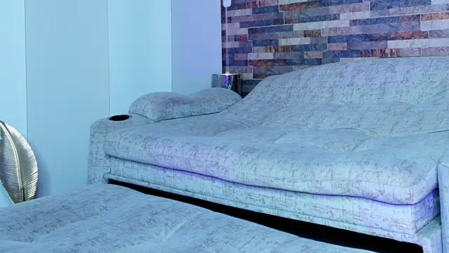 zaiin diesel online show from October 3, 2025, 9:33 am