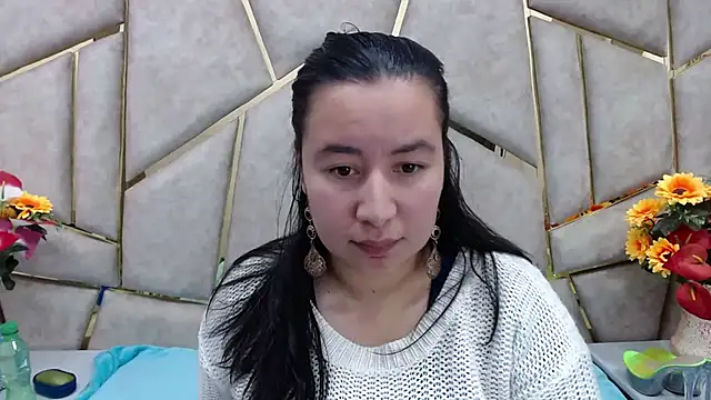 Snapshot of NaomyPrinces chatting on February 9, 2025, 2:40 pm NaomyPrinces online show from February 9, 2025, 2:40 pm