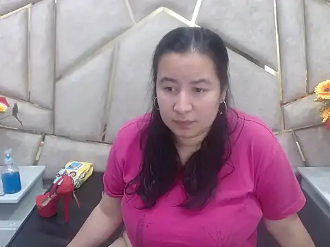 Snapshot of NaomyPrinces chatting on February 21, 2025, 1:44 pm NaomyPrinces online show from February 21, 2025, 1:44 pm
