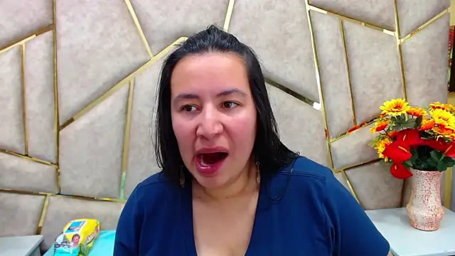 Snapshot of NaomyPrinces chatting on February 8, 2025, 1:54 pm NaomyPrinces online show from February 8, 2025, 1:54 pm