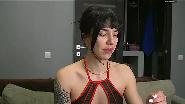 Snapshot of Alice_melice chatting on March 5, 2025, 8:42 pm Alice melice online show from March 5, 2025, 8:42 pm
