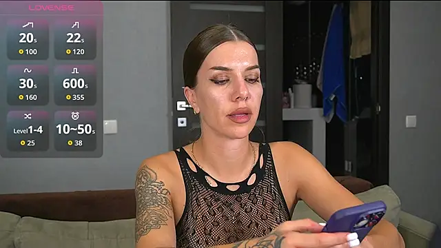 Snapshot of Alice_melice chatting on September 15, 2025, 7:14 pm Alice melice online show from September 15, 2025, 7:14 pm