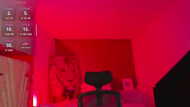 Snapshot of Melany_Luv chatting on November 8, 2025, 8:56 pm Melany Luv online show from November 8, 2025, 8:56 pm