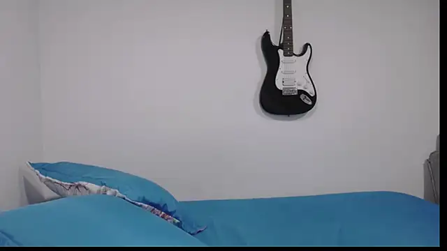 amydeepqueen online show from April 10, 2026, 10:00 am