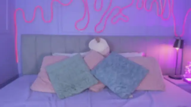 Snapshot of Mai_higurashi chatting on December 16, 2025, 7:40 pm Mai higurashi online show from December 16, 2025, 7:40 pm