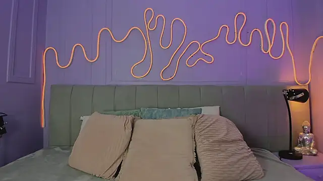 Mai higurashi online show from September 26, 2025, 12:56 pm