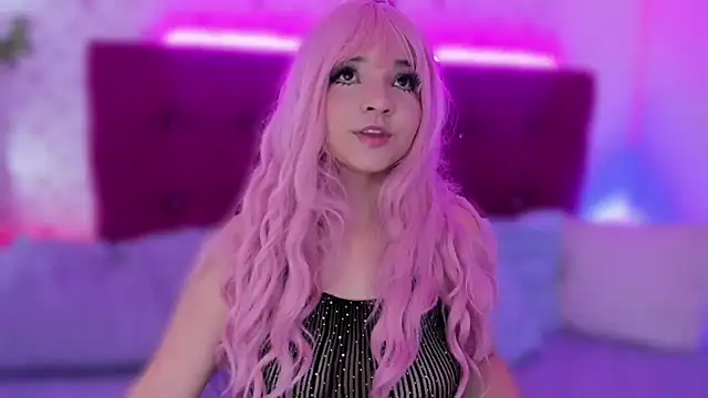 Snapshot of Mai_higurashi chatting on February 5, 2026, 7:37 am Mai higurashi online show from February 5, 2026, 7:37 am