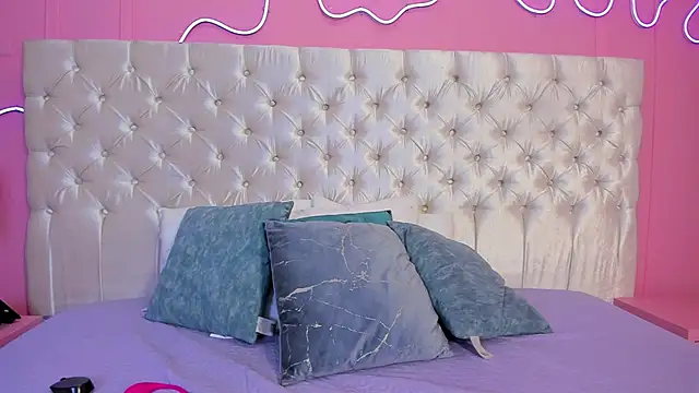 Mai higurashi online show from September 11, 2025, 7:47 pm