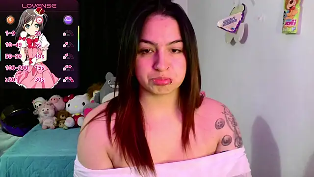 Snapshot of lucycherry__ chatting on February 5, 2026, 7:37 am lucycherry online show from February 5, 2026, 7:37 am